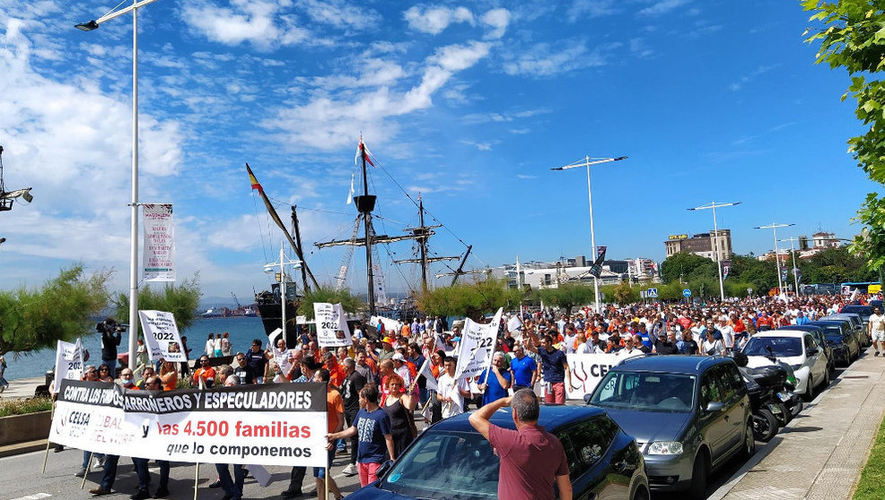 Manifestación de la plantilla de GSW en Cantabria por el mantenimiento del modelo industrial del Grupo Celsa