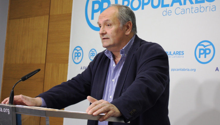 El senador del PP por Cantabria, Javier Fernández