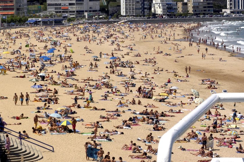 Más de la mitad de los españoles ahorra todo el año para pagar las vacaciones de verano