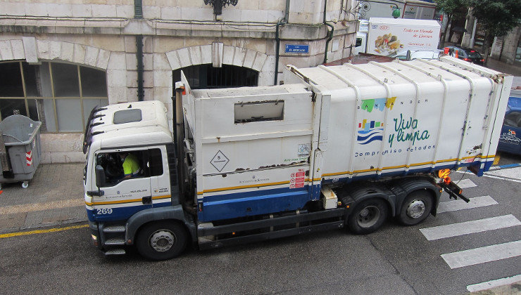La huelga del servicio de basuras en Santander podría desconvocarse al llegar a un preacuerdo