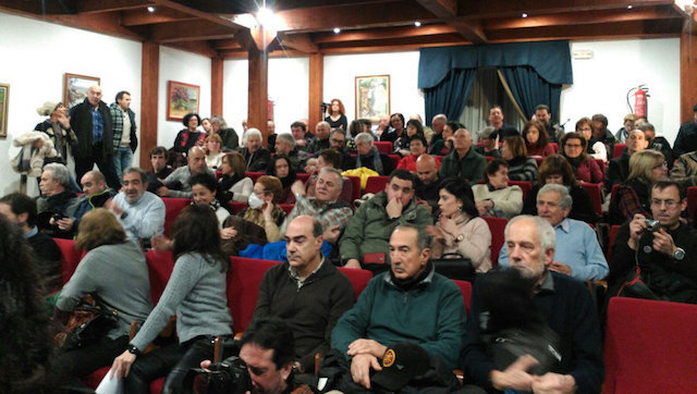 Asistentes a la charla de José Antonio Larrinoa y Fernando Obregón 'Guerra Civil en Limpias y su entorno', celebrada el pasado 2 de febrero en Limpias