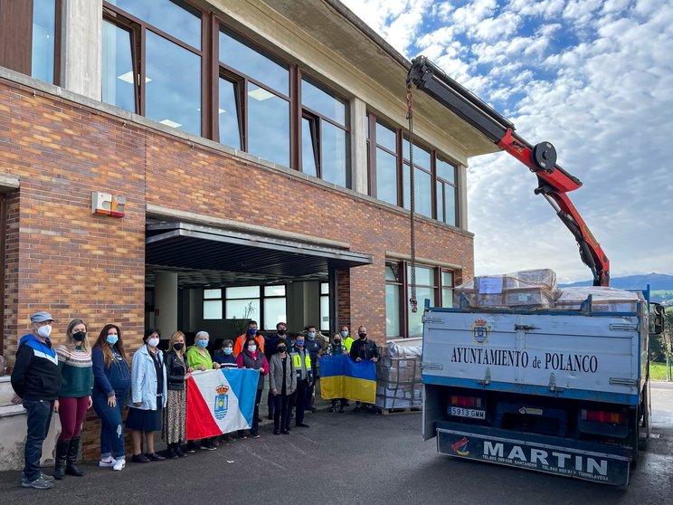 Polanco recoge y envía catorce palés de ayuda solidaria al pueblo ucraniano