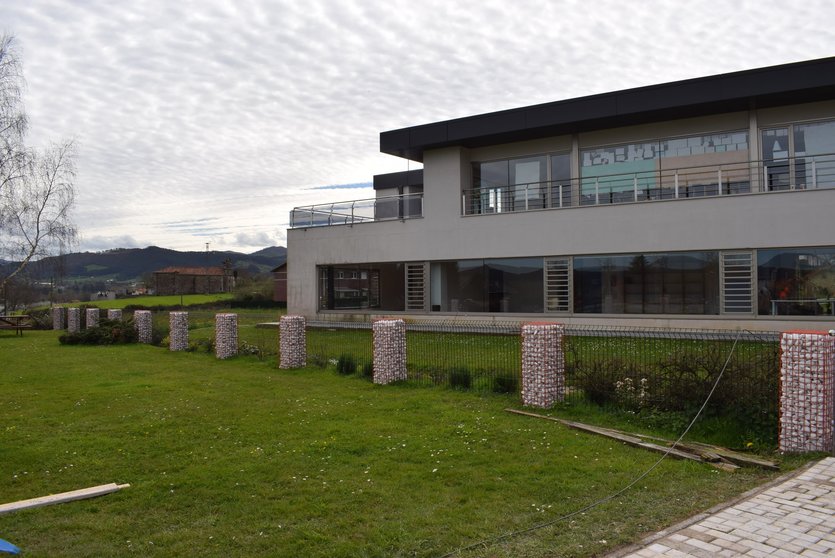 Reforma exterior del local municipal de Zurita de Piélagos
