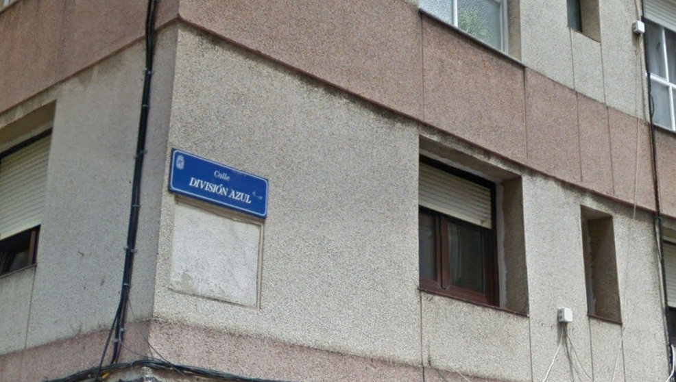 Placa de la Calle División Azul de Santander antes de su retirada | Foto- Google Maps