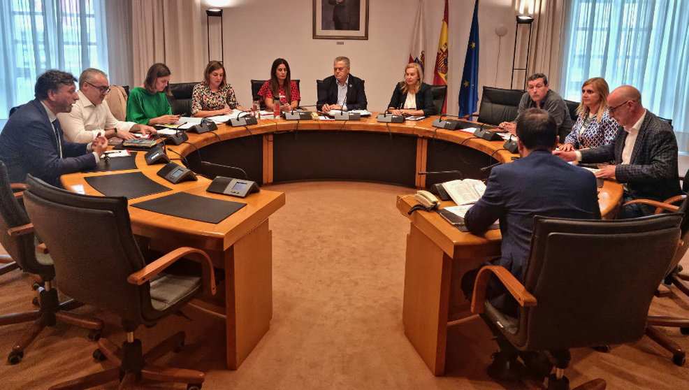 Reunión de la Mesa y la Junta de Portavoces del Parlamento tras la expulsión de Marta García del Grupo Ciudadanos