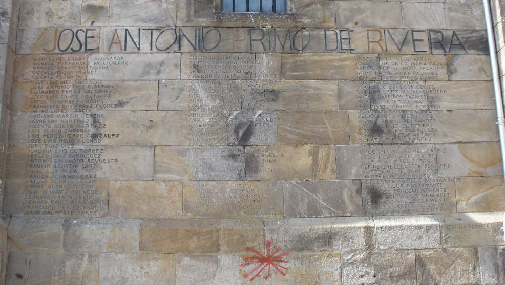 Muro de la Iglesia de San Sebastián, en Reinosa | Foto- Wikipedia