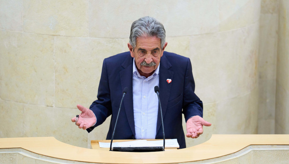 Miguel Ángel Revilla en el Parlamento