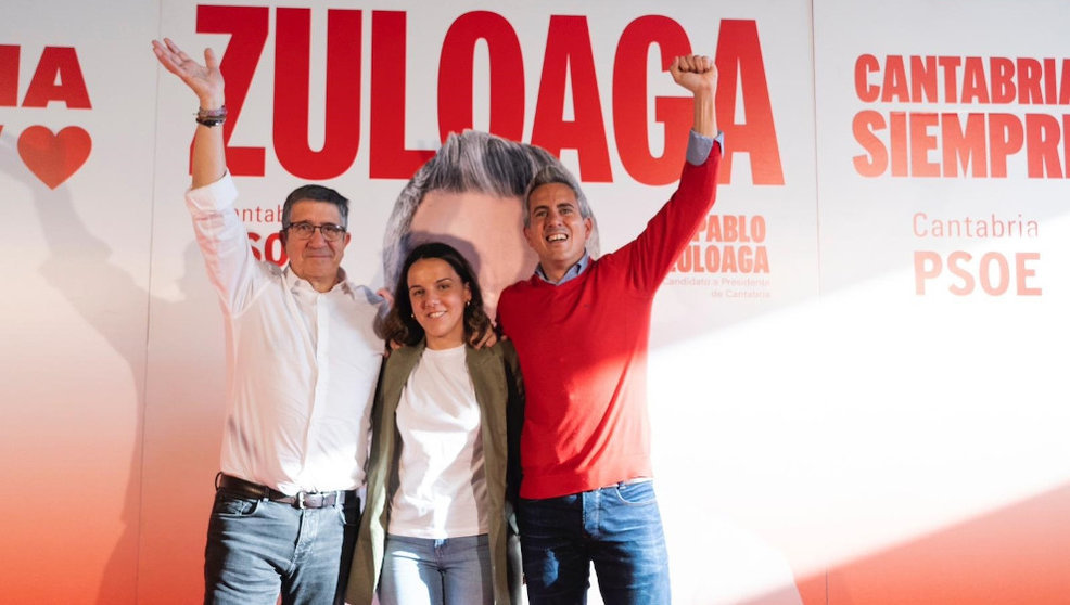 Patxi López, Lydia Terán y Pablo Zuloaga en el acto de Reocín