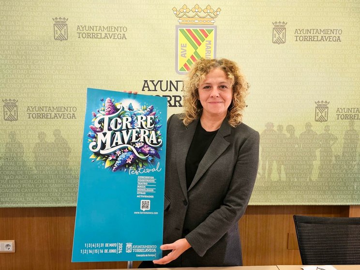 La concejala de Festejos, Patricia Portilla, presenta la programación de 'Torremavera'