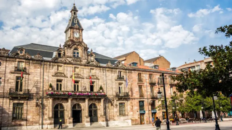 Las grietas de Torrelavega