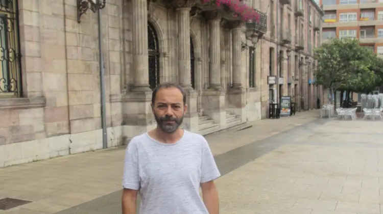 Iván Martínez: “En dos años tendremos un grave problema financiero en Torrelavega”