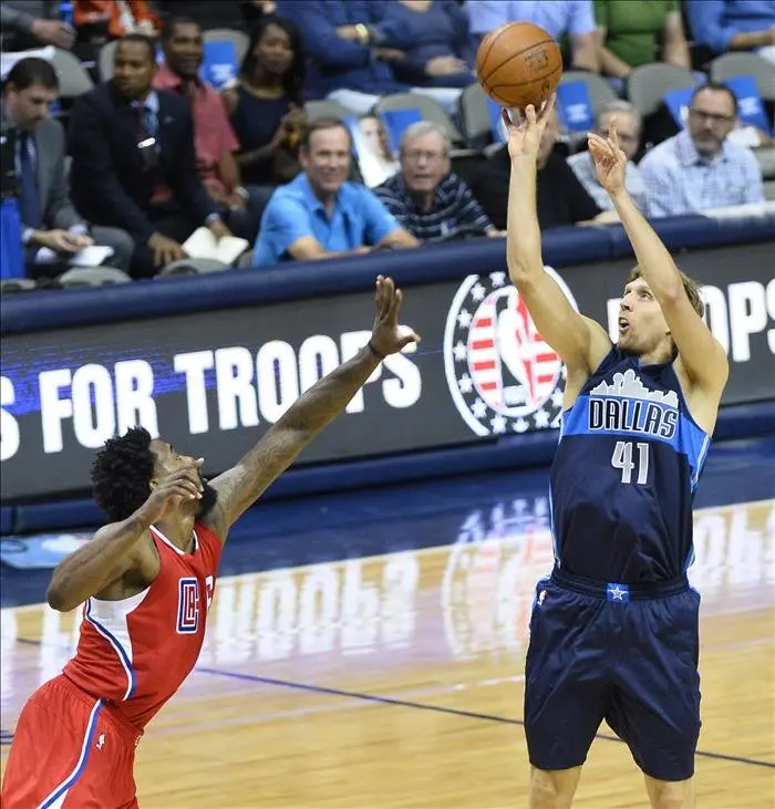 118-108. Nowitzki logra su mejor anotaci&oacute;n en el triunfo de los Mavericks