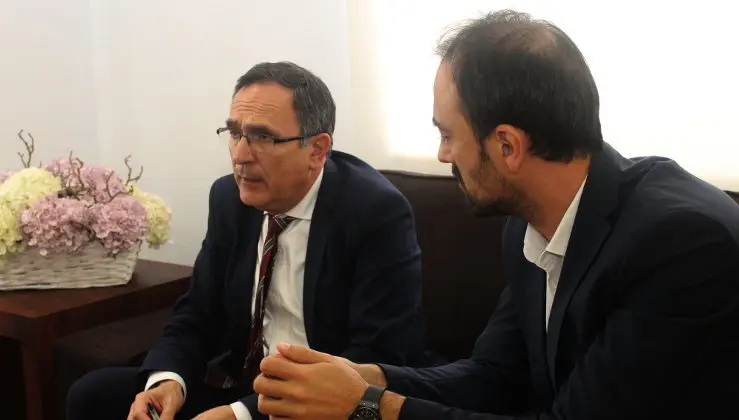 El alcalde de Torrelavega, Jos&eacute; Manuel Cruz Viadero, y el primer teniente de alcalde, Javier L&oacute;pez Estrada