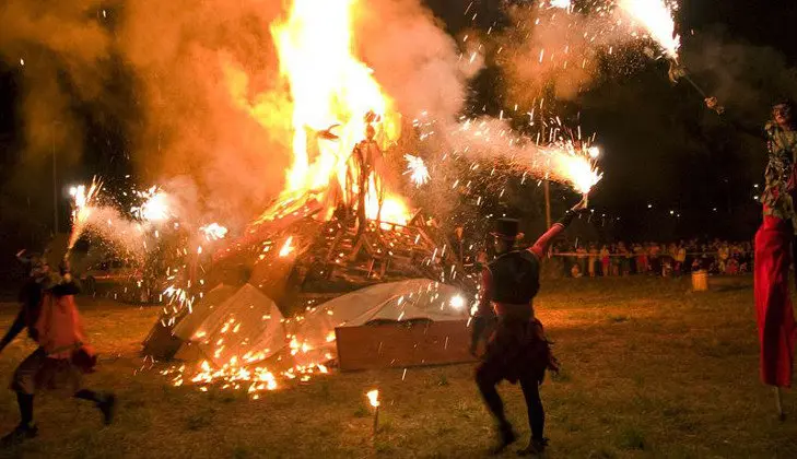 Las hogueras de San Juan iluminar&aacute;n la noche en Cantabria