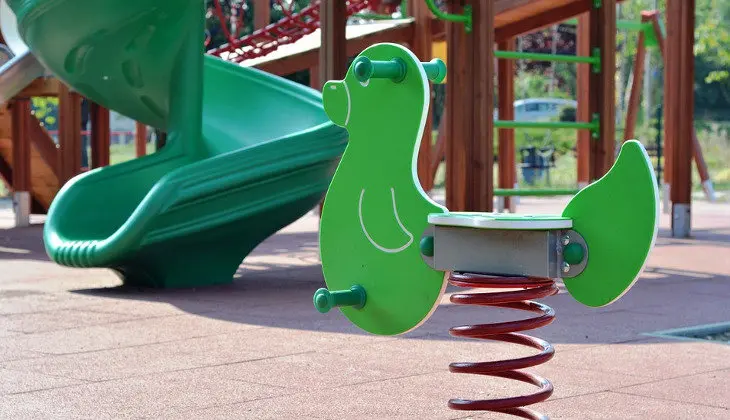 Seg&uacute;n Maz&oacute;n,la construcci&oacute;n del parque infantil se ubicar&aacute; cerca del campo de f&uacute;tbol de Rinconeda.