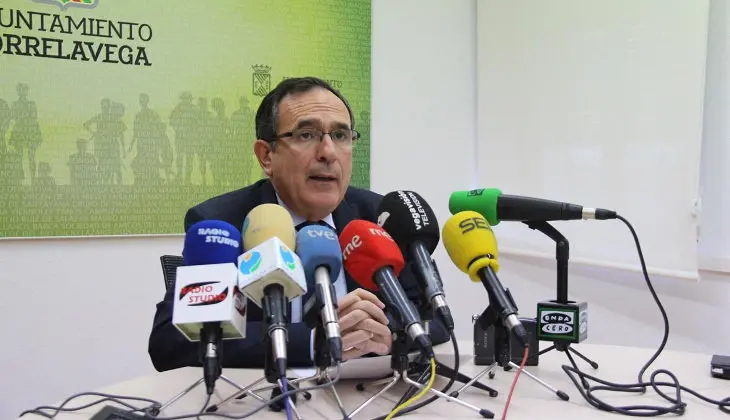 Cruz Viadero ha mostrado la &ldquo;satisfacci&oacute;n&rdquo; del equipo de gobierno PSOE-PRC por poder cumplir &ldquo;el compromiso&rdquo; adquirido con los vecinos de Ganzo