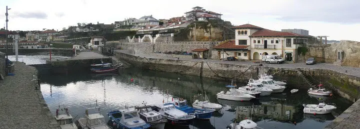 Puerto de Comillas