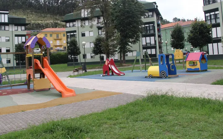 Parque infantil en La Ferretera-Foto: Lalo Cuevas