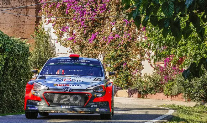 Dani Sordo a bordo de su Hyundai i20