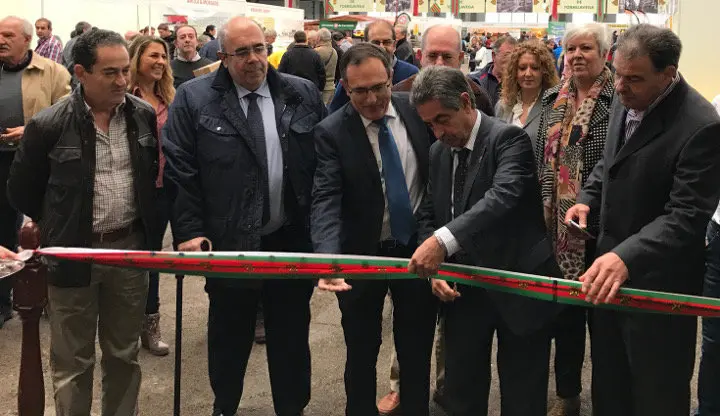 Feria apicola inauguraic&oacute;n