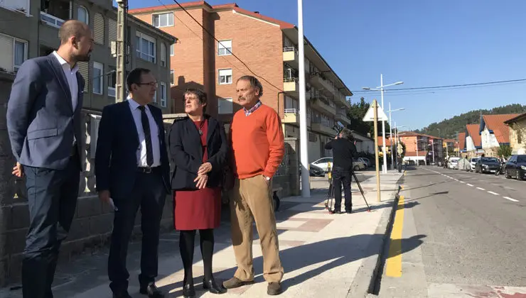 Visita de las autoridades a la zona