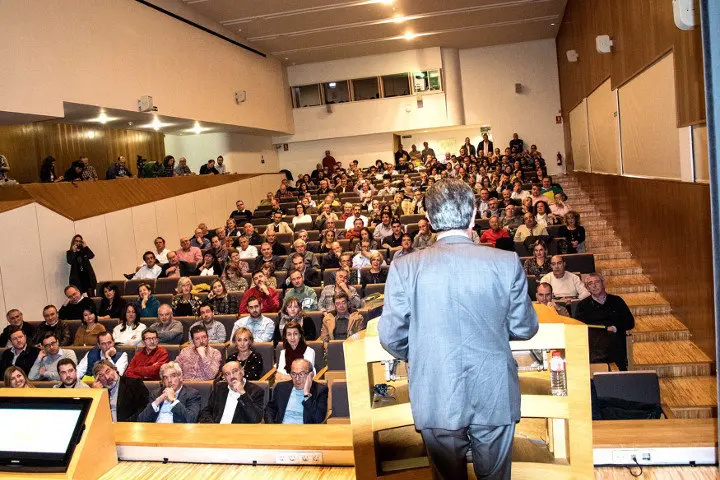 Revilla El Palacio de Congresos