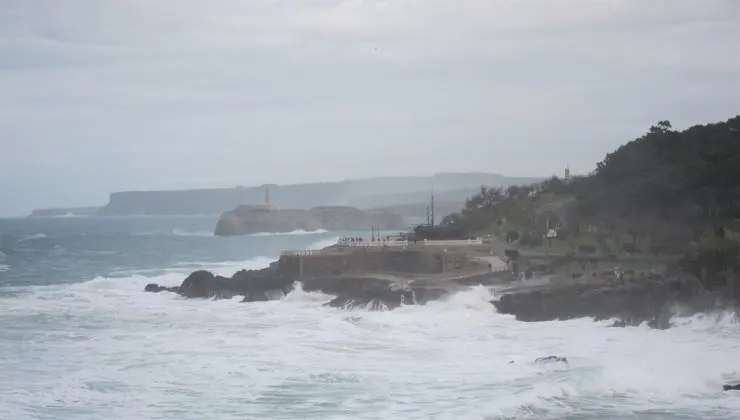 Fuerte oleaje en Santander