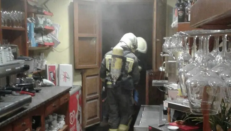 Los bomberos han tenido que intervenir en el lugar