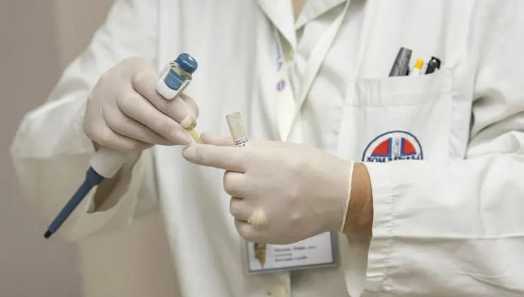 Imagen de recurso de un m&eacute;dico