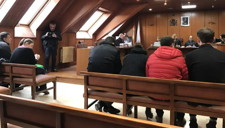 Acusados de tr&aacute;fico de drogas y blanqueo de capitales, durante el juicio