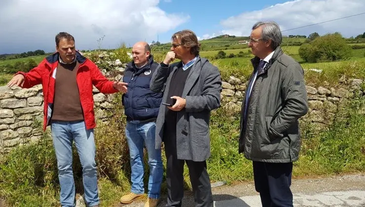Visita de las autoridades a la zona de las obras