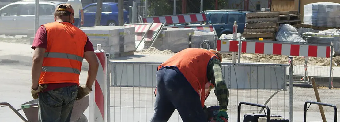 La construcci&oacute;n es el sector en el que m&aacute;s ha aumentado la jornada laboral