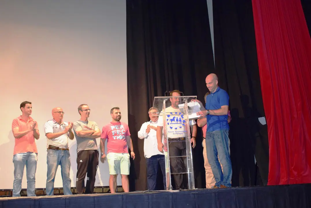 PRESENTACI&Oacute;N TEMPORADA 2017-2018 ESCUELA MUNICIPAL F&Uacute;TBOL PI&Eacute;LAGOS (10)