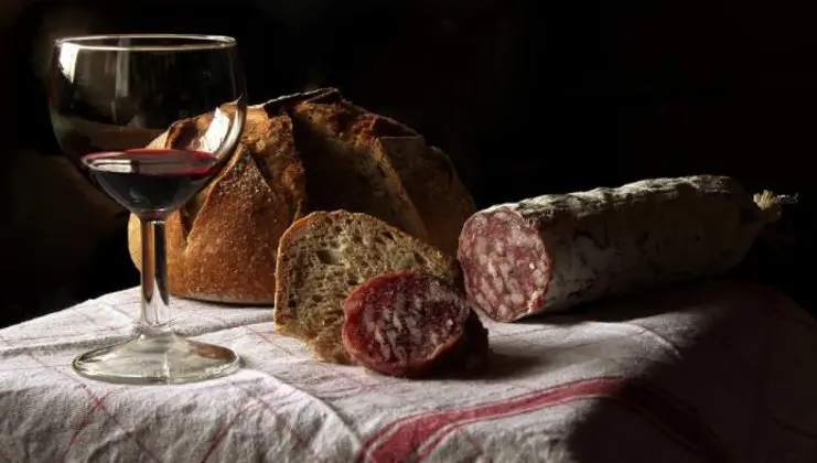 Tomar un vaso de vino al d&iacute;a, puede ser bueno para la salud