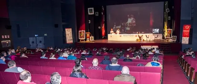 EGA0979 r VISTA CONCHA ESPINA TEATRO