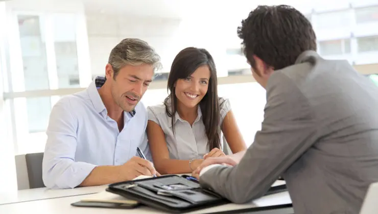 Los pr&eacute;stamos tienen como misi&oacute;n principal la de satisfacer algunas necesidades que econ&oacute;micamente no est&aacute;n a nuestro alcance