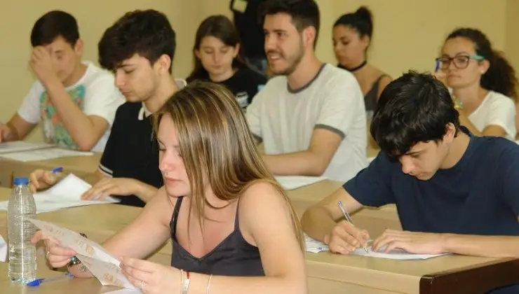 El conocimiento de los alumnos sobre el Franquismo tendr&aacute; menos relevancia en la prueba de acceso a la Universidad