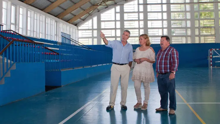 Visita de las autoridades a las instalaciones