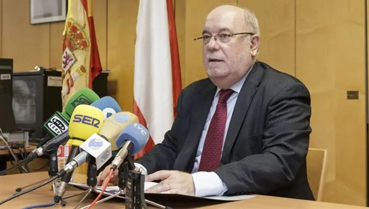 El consejero de Econom&iacute;a, Juan Jos&eacute; Sota