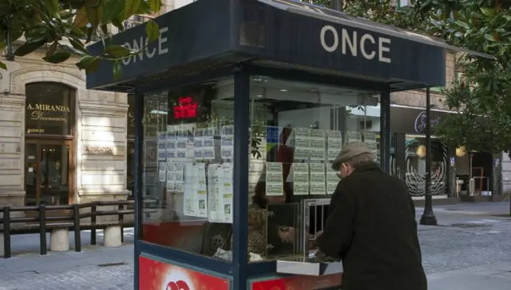 Kiosco de la ONCE en Madrid