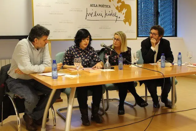 Aula Po&eacute;tica Jos&eacute; Luis Hidalgo