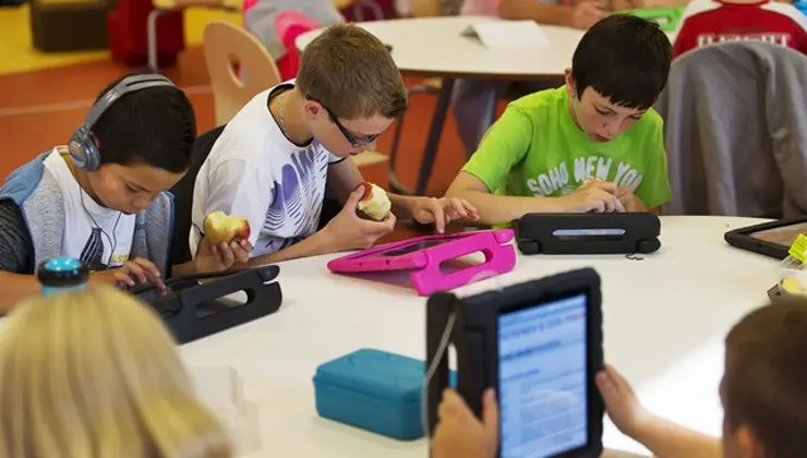 Las familias con pocos ingresos tendr&aacute;n gratuidad en todos los recursos de Primaria