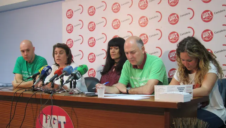 Rueda de prensa de la Junta de Personal Docente, este martes en Santander