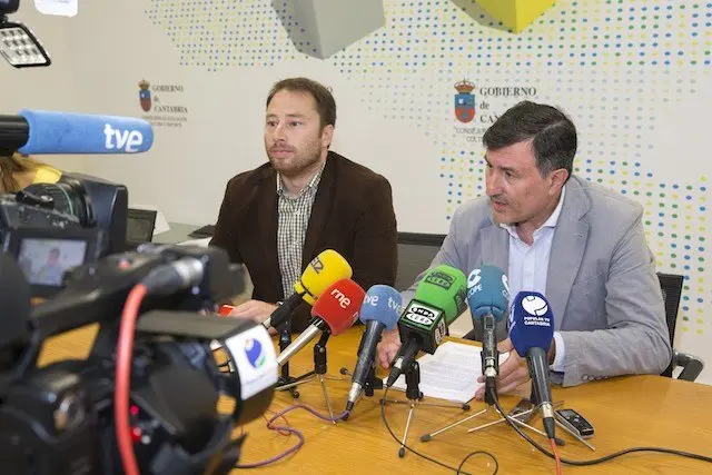 el director de Juventud, Jorge Guti&eacute;rrez