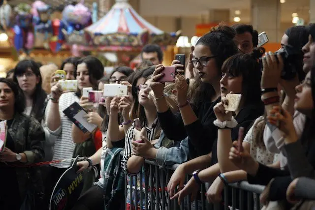 P&uacute;blico en el Hoky Popi Music 