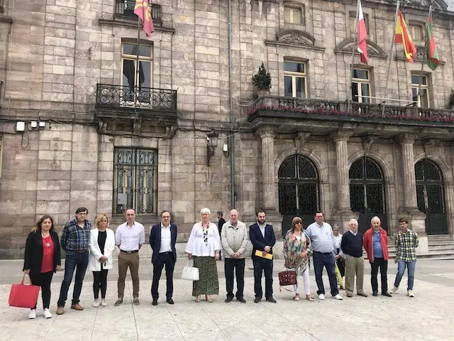 Minuto de silencio en Torrelavega