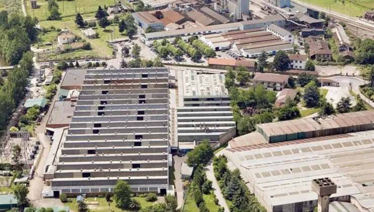 F&aacute;brica de Nissan en Los Corrales de Buelna