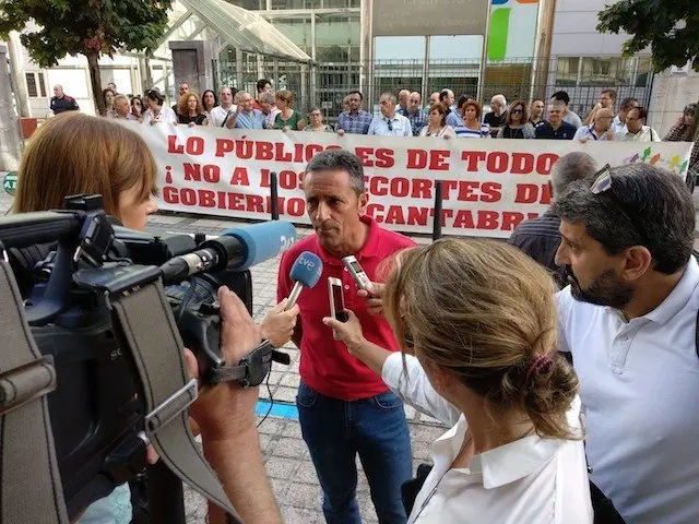 Trabajadores de depuradoras amenazan con nuevas huelgas si no se %22reconduce%22 la negociaci&oacute;n con el Gobierno  