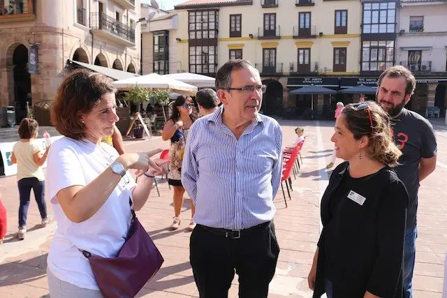 D&iacute;a de las personas sordas en Torrelavega