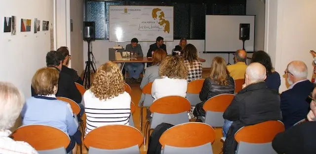 El Aula Po&eacute;tica Jos&eacute; Luis Hidalgo
